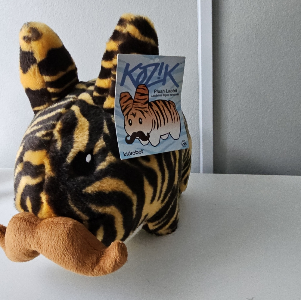 Kozik plush labbit-Labbitus tigris rotundii